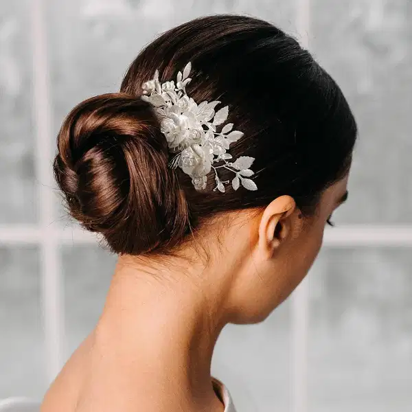 White Alloy Flower Hair Comb Pin - Headpieces