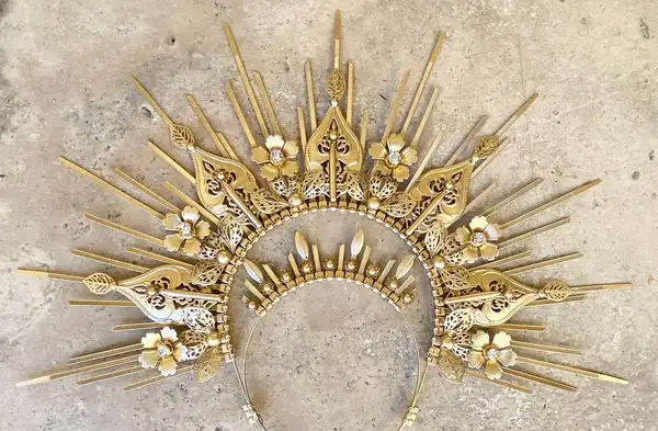 Golden Halo Crown - Headpieces