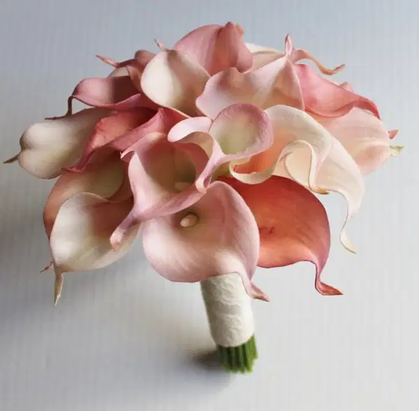 Blush Calla Lily Bouquet - Ramos