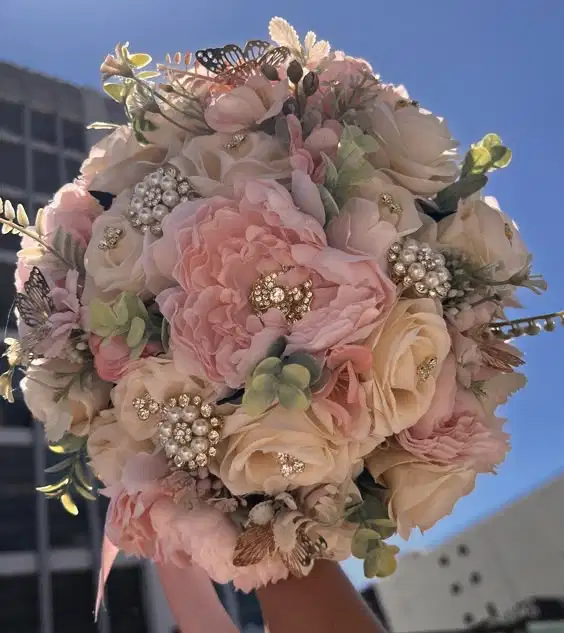 Pink Blush Quinceñera Bouquet - Ramos