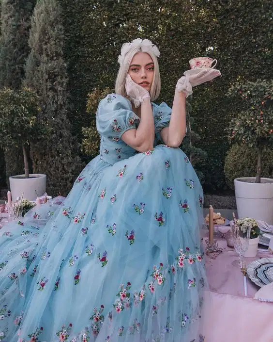 Alice in Blue Wonderland - Dresses