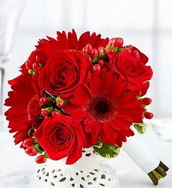 All Red Petite Daisy Bouquet - Ramos