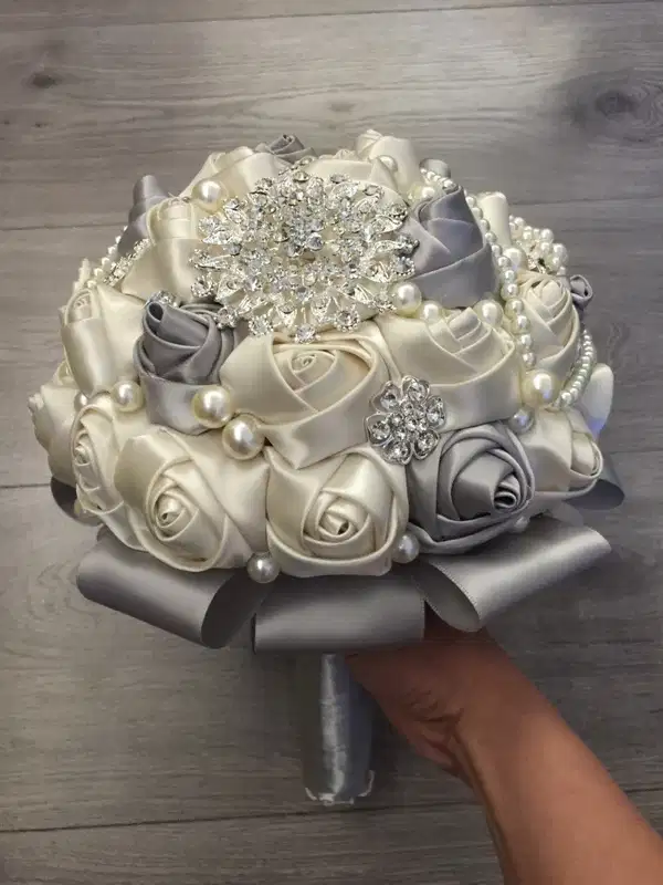 Gray White Silk Pearl Bouquet - Ramos