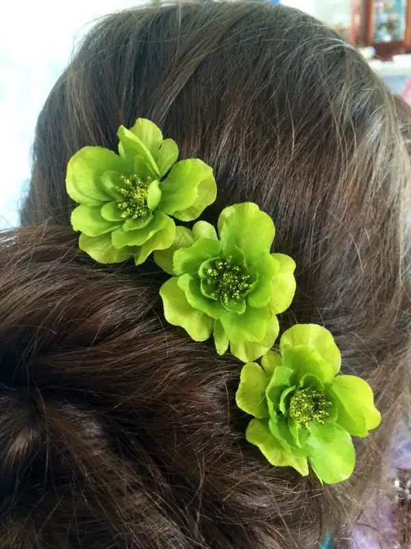 Hair Pin Set of 3 Lime Green Flower - Quinceañera Headpieces