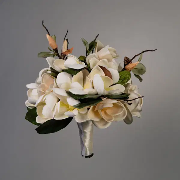 White Magnolia Bouquet - Ramos