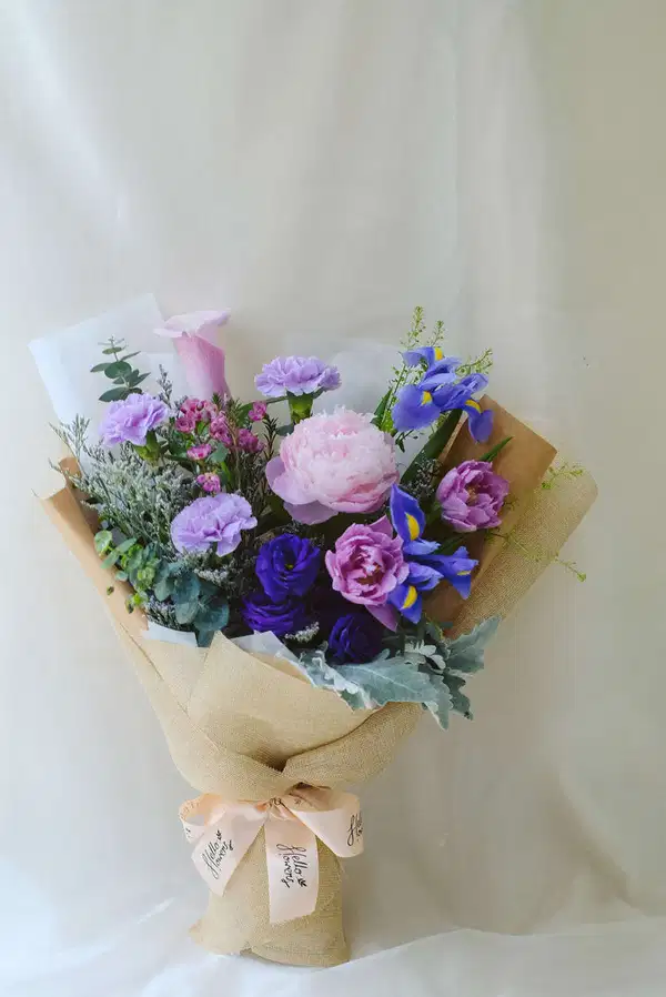Penelope Purple Dried Flower Bouquet - Ramos