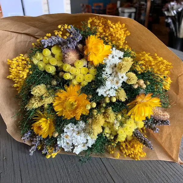 Yellow Fantasy Dried Mixed Bouquet - Quinceañera Ramos