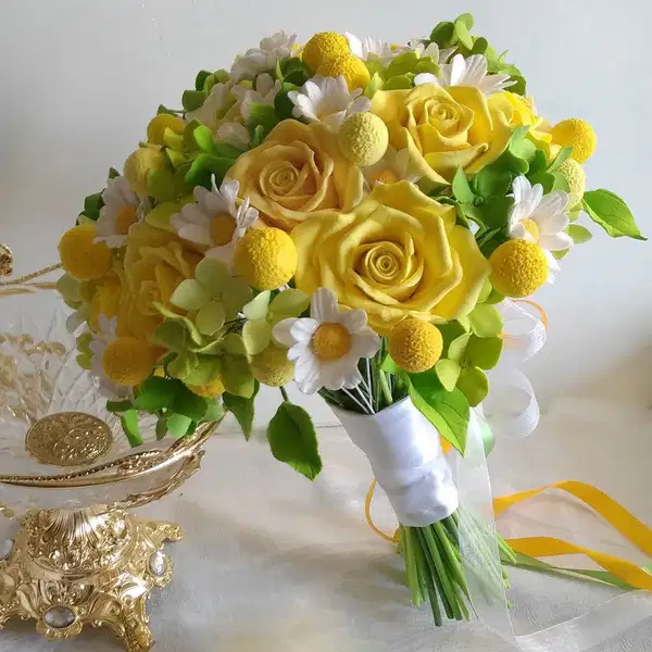 Yellow Rose Green Bouquet - Ramos