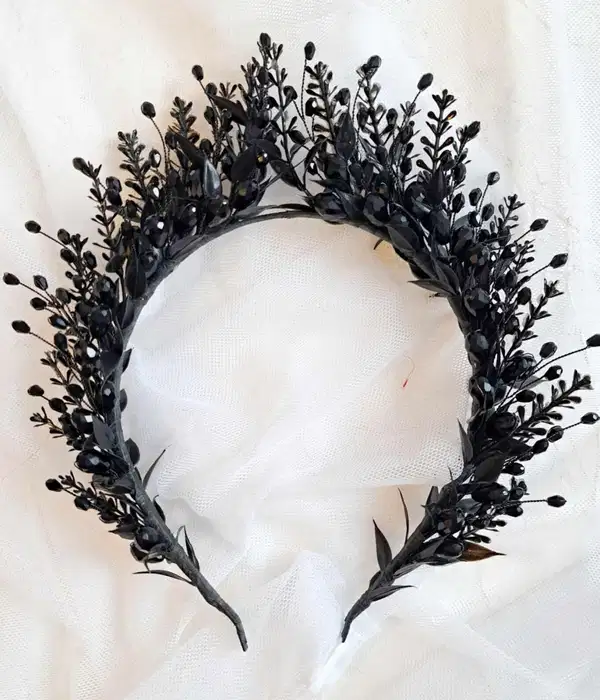 Black Crystal Gothic Headpiece - Headpieces