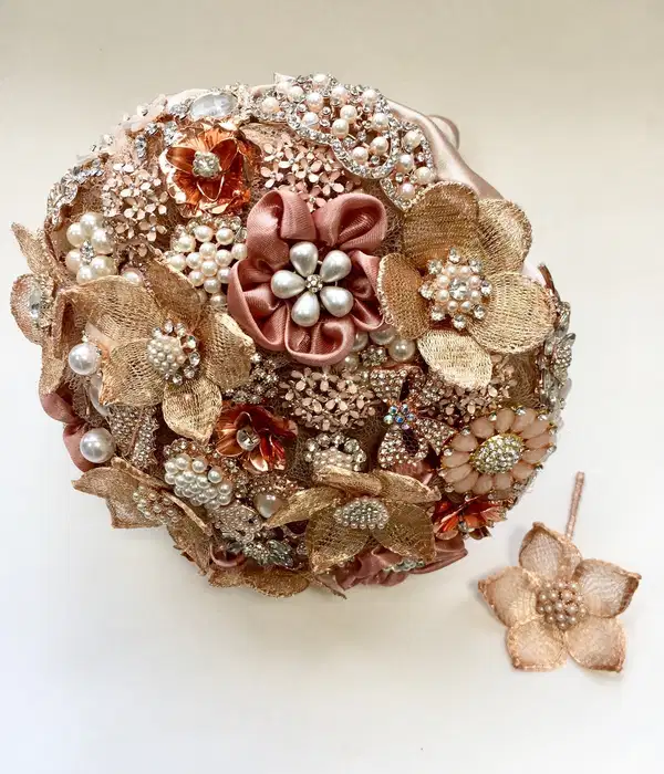 Rose Gold Brooch Bouquet - Ramos