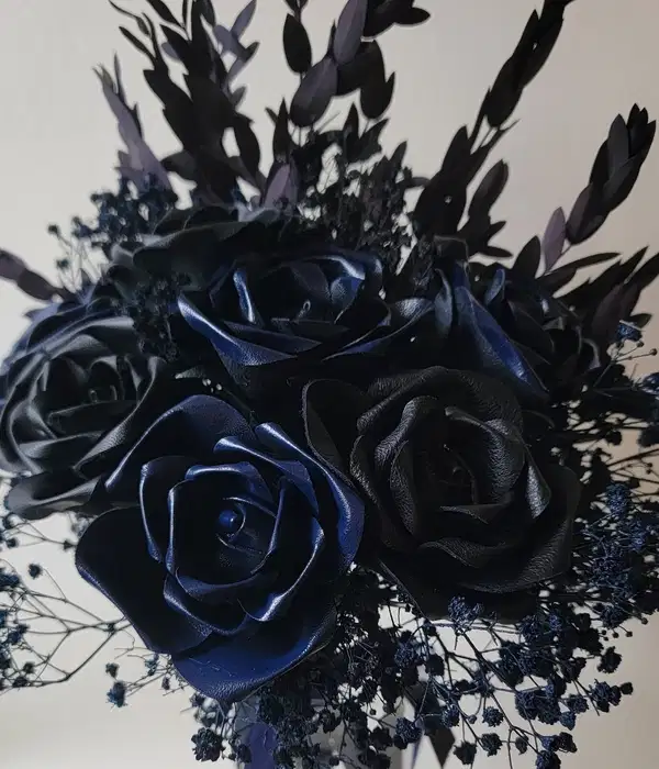 Black and Deep Sea Blue Flower Bouquet - Ramos