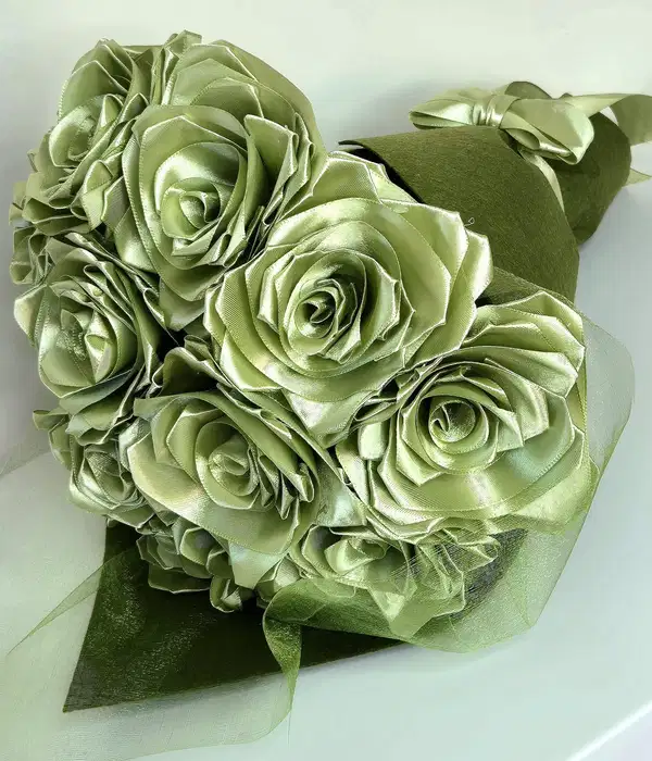 Green Satin Flower Bouquet - Ramos