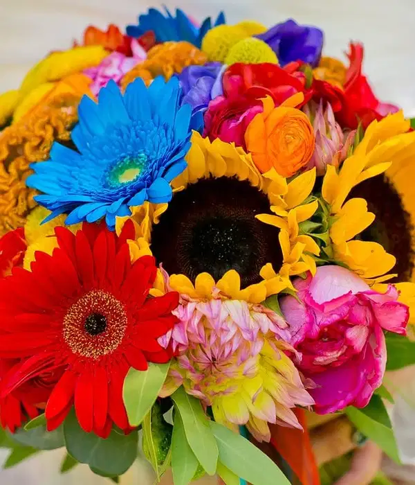 Bright and Bold Summer Bouquet - Ramos