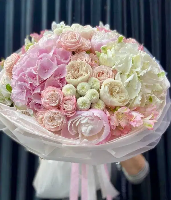 Kimbirly Luxurious Blush Blooms - Ramos
