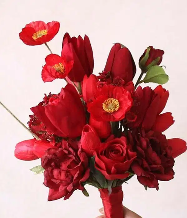 Red and Lush Floral Bouquet - Ramos