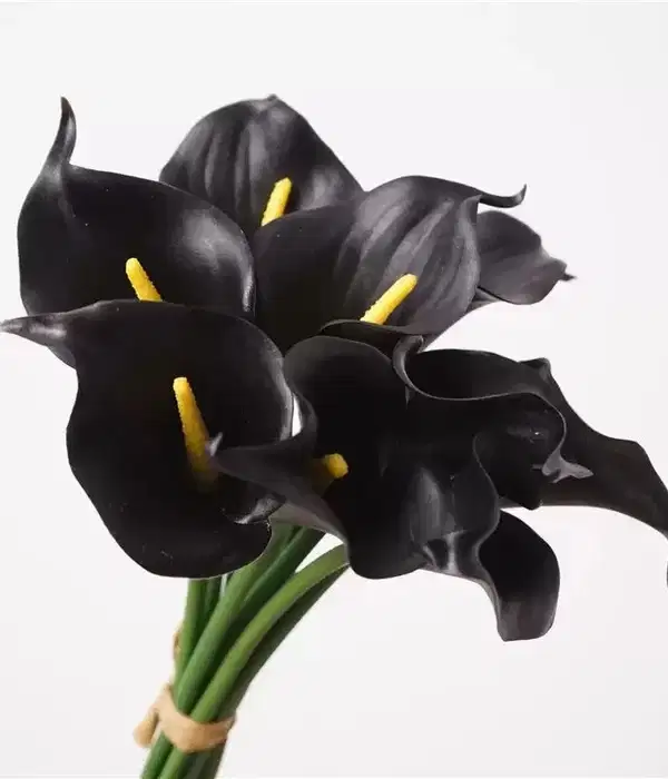 Small Artificial Calla Lily Bouquet - Ramos