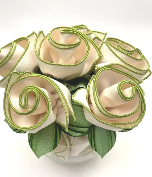 Classic Ivory Honeydew Bouquet - Ramos