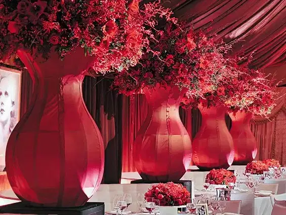 Party in Red - Party Vibes