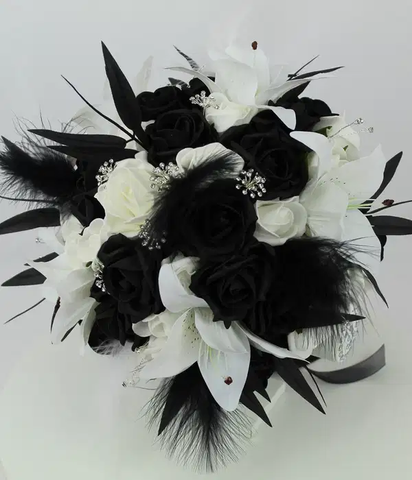 Black and White Feathered Florals - Ramos