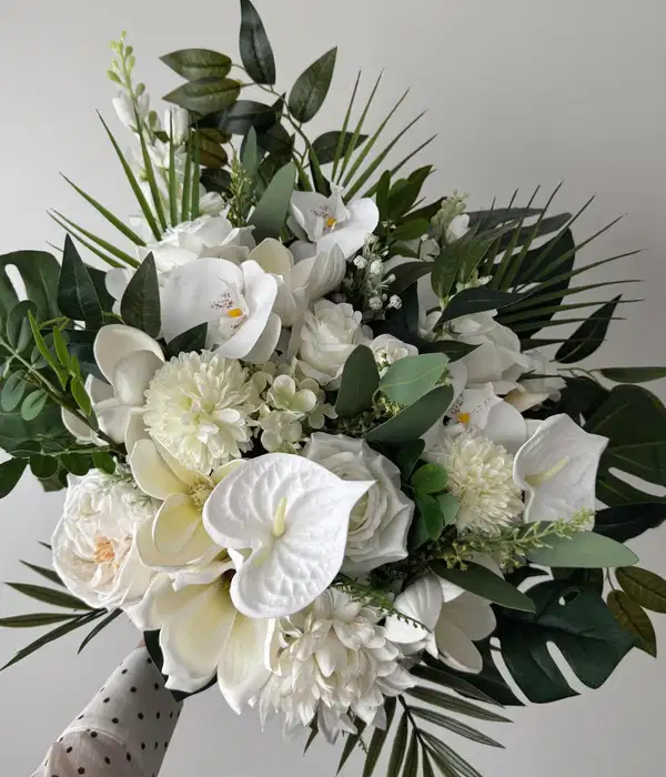 Magnolia Tropical Green Bouquet - Ramos