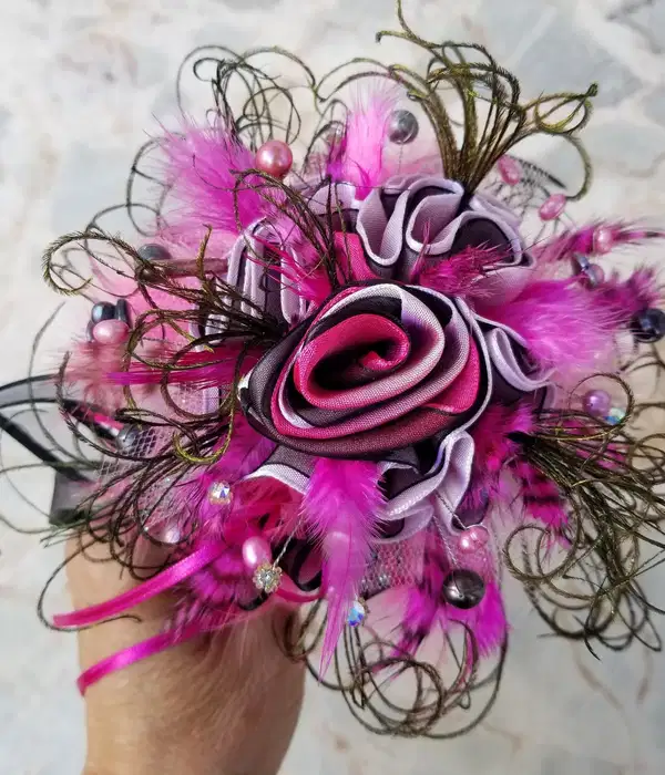 Hot Pink Feather Wrist Bouquet - Ramos